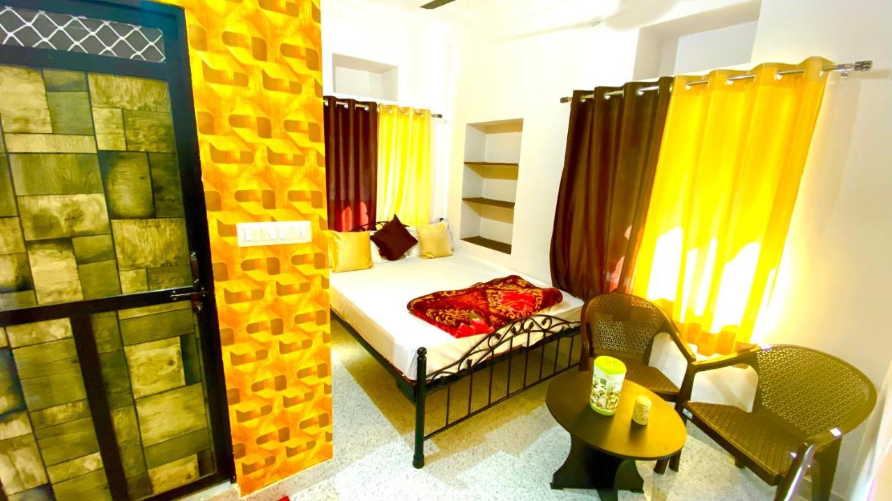 The New Lake Front Bed & Breakfast Udaipur Bagian luar foto