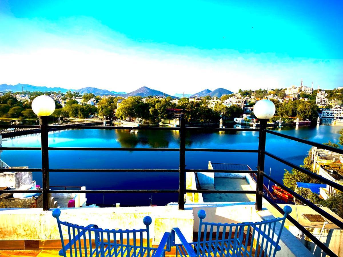 The New Lake Front Bed & Breakfast Udaipur Bagian luar foto