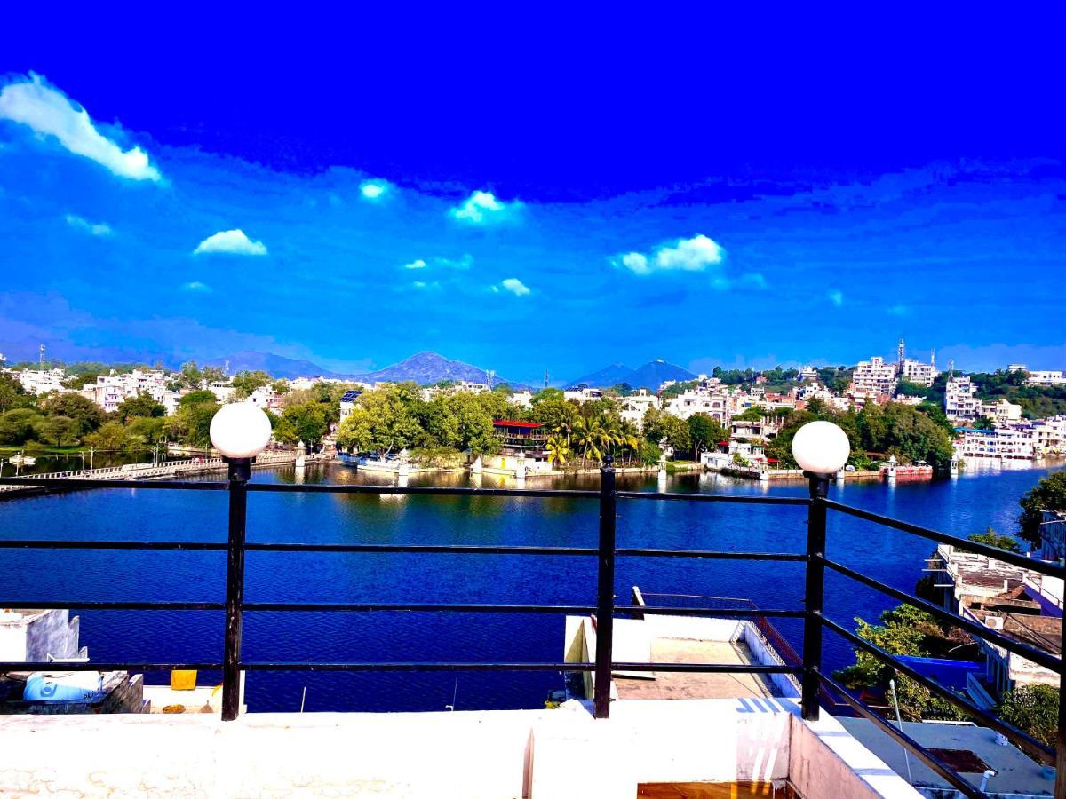 The New Lake Front Bed & Breakfast Udaipur Bagian luar foto