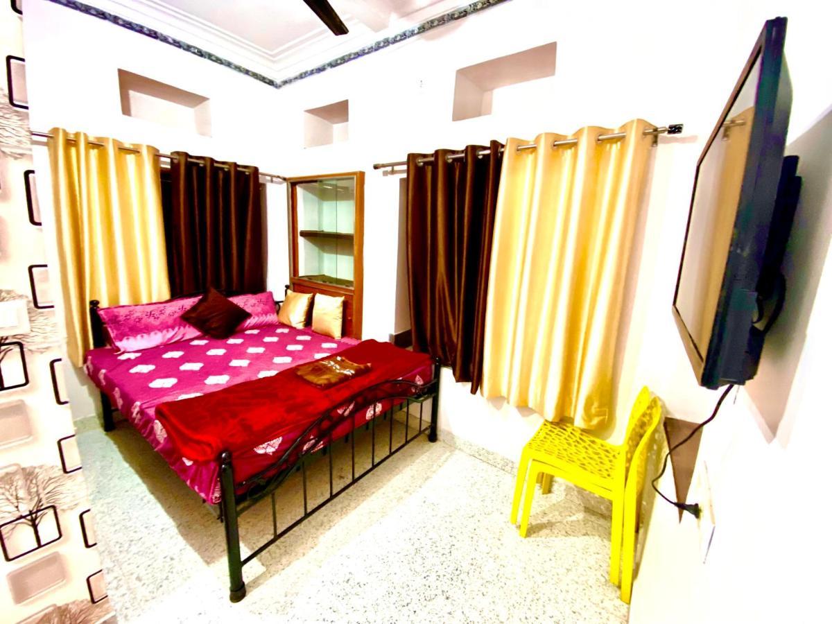 The New Lake Front Bed & Breakfast Udaipur Bagian luar foto