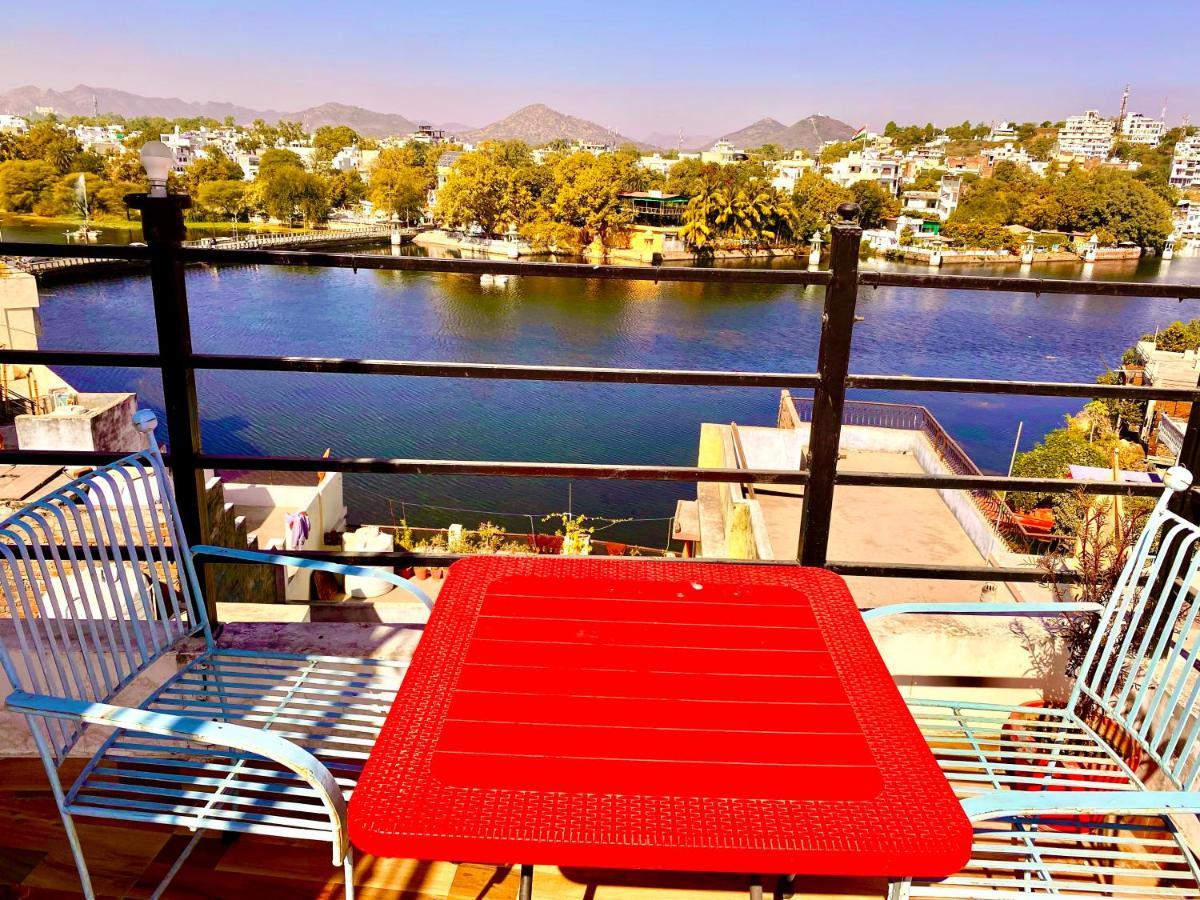 The New Lake Front Bed & Breakfast Udaipur Bagian luar foto